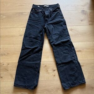 Levi's Ribcage High Rise Wide Leg Jeans in Black